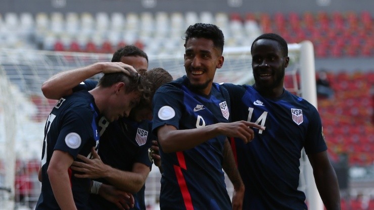 Jesús Ferreira (centro) anotó el gol de Estados Unidos (Foto: @USYNT)