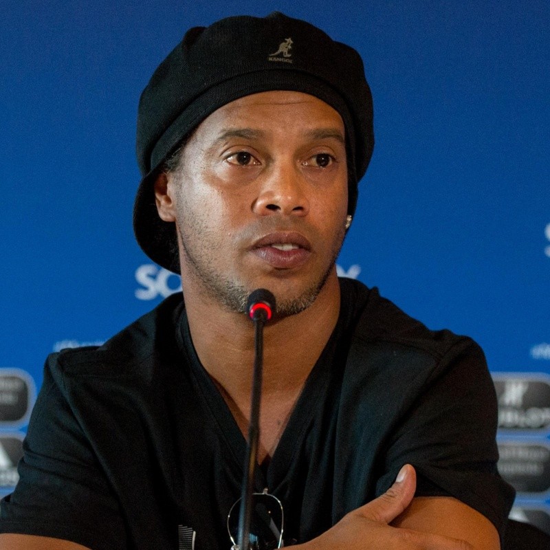 Cuiden a Ronaldinho: revelan que tiene problemas con el alcohol tras la muerte de su madre