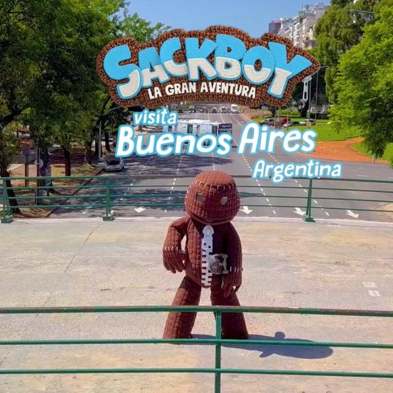 Video: Sackboy de PlayStation recorre Buenos Aires