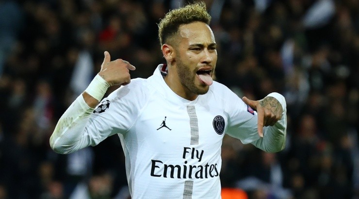 Neymar of Paris Saint-Germain celebrates after scoring against Liverpool. (Getty)