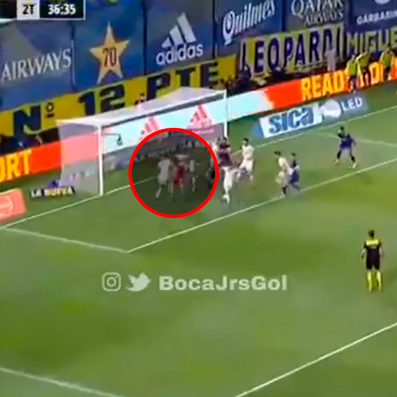 Boca no pateó al arco, pero igual lo empató gracias a un gol en contra de Santos