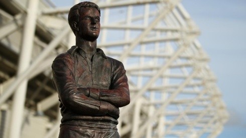 Ivor Allchurch, inmortalizado en Liberty Stadium. (Futbol: Getty Images)