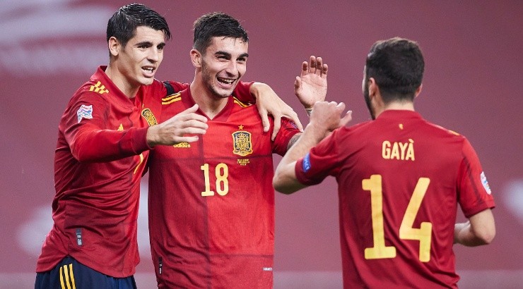 Ferran Torres of Spain (center) celebrates a goal vs Germany. (Getty)