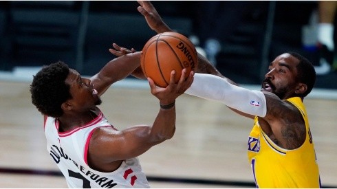 Kyle Lowry vs. the Lakers. (Getty)