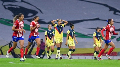 América Femenil agravó su crisis de resultados ante Chivas.