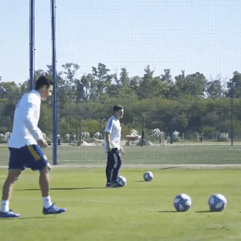 Sin piedad: Boca subió video de Pavón y los hinchas lo destrozaron