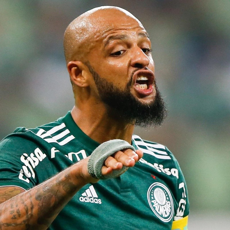 A Felipe Melo le preguntaron por una posible llegada a Boca y se enojó