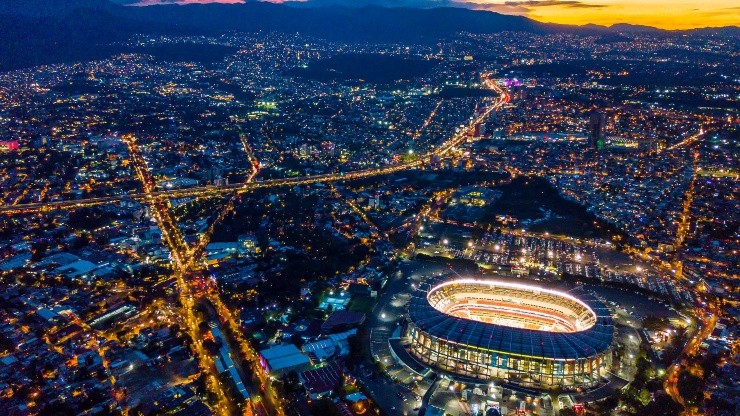 El mítico Estadio Azteca desde las alturas de la Ciudad de México