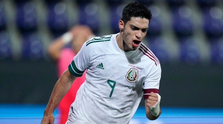 Raúl Jiménez is one of the best strikers in the Premier League (Getty).