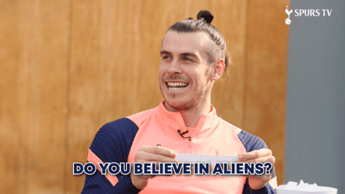 El video viral de Bale en Tottenham: dijo que los aliens existen y que vio uno