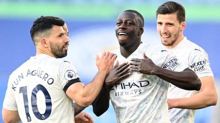 Imparable: Manchester City le ganó caminando al Leicester y acaricia la Premier League