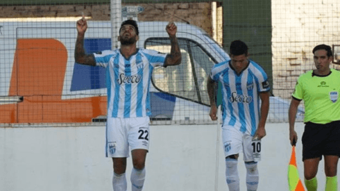 Atlético Tucumán se lo dio vuelta a Sarmiento con un doblete de Toledo