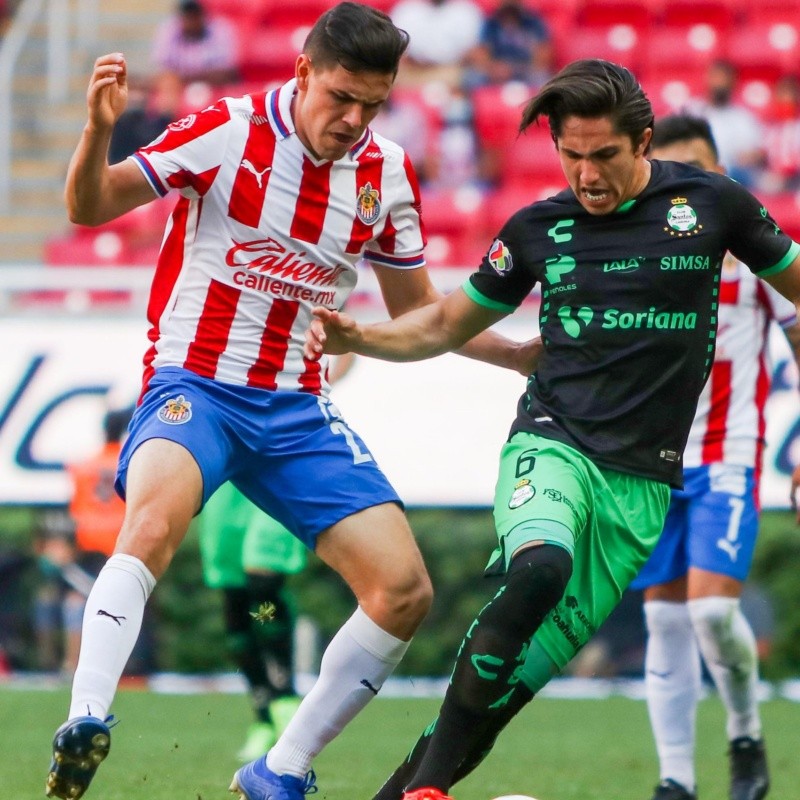 El grito homofóbico que detuvo el encuentro entre Chivas y Santos Laguna