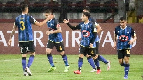 Huachipato se instala en la fase de grupos de la Sudamericana.