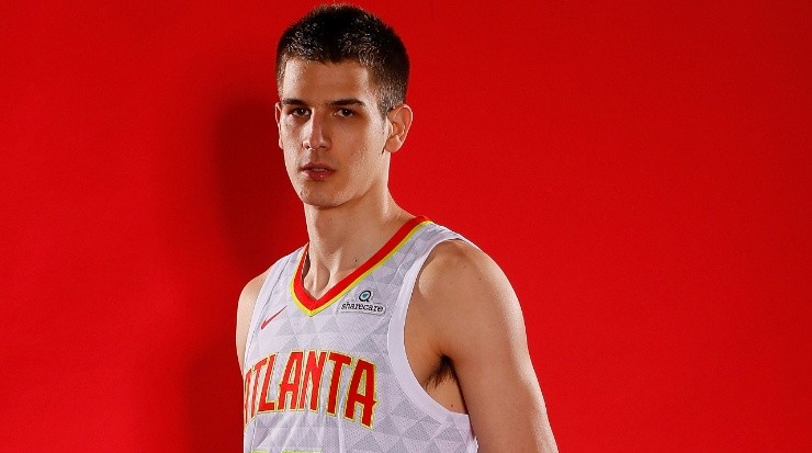 Nicolás Brussino in Atlanta Hawks’ Media Day (Getty).