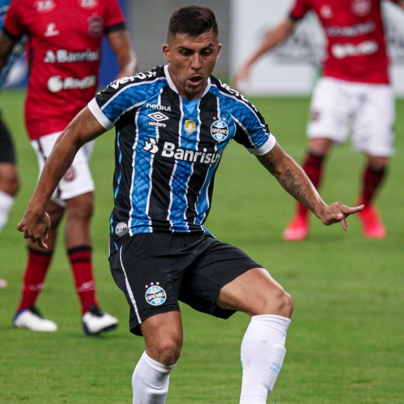 Sem Pinares e Ruan, mas com volta de titulares, Grêmio está escalado para o duelo decisivo