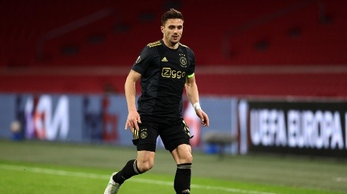 Derechito: Ajax no jugó su mejor partido, pero le alcanzó para vencer al ADO Den Haag