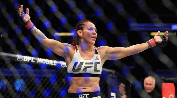 Cris Cyborg of Brazil reacts to defeating Tonya Evinger during their Featherweight Title fight (Getty)