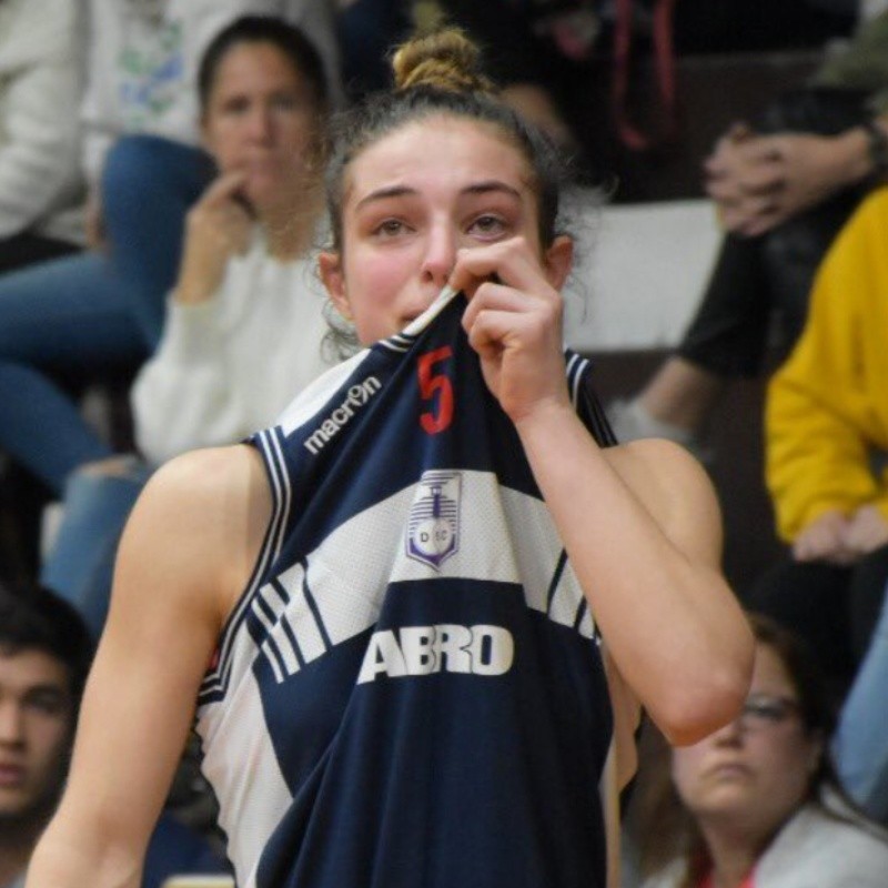 Camila Kirschenbaum, la joya que se desarrolló en México y sueña con la WNBA