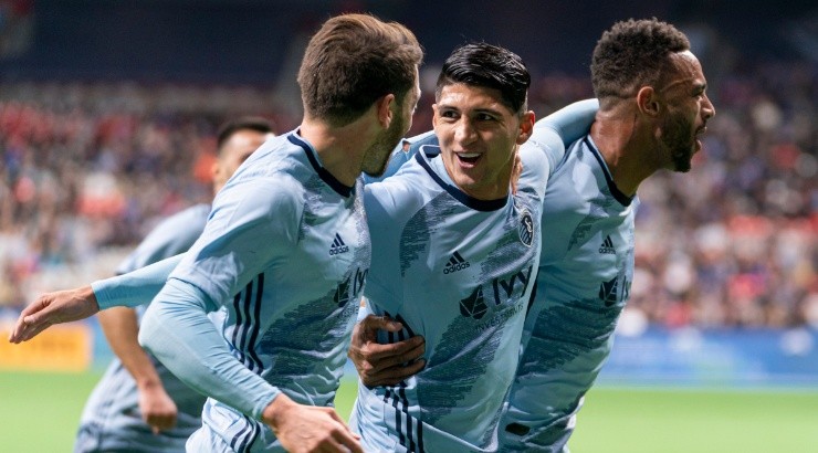 Sporting Kansas City players celebrate a goal. (Getty)