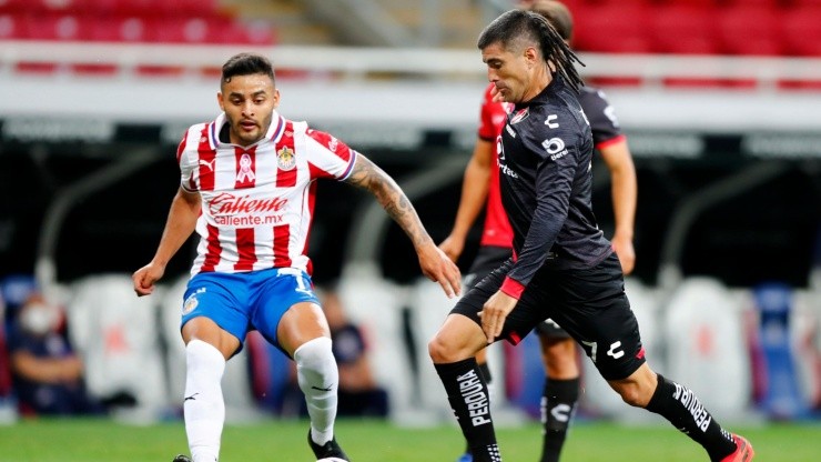 Chivas y Atlas se enfrentan por el Guard1anes 2021.