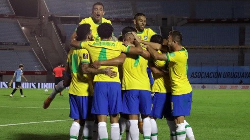 Jogadores da seleção brasileira comemoram gol pelas Eliminatórias (Foto: Getty Images)