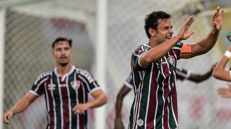 Jogadores do Fluminense comemoram gol diante do River Plate (Foto: Agif)