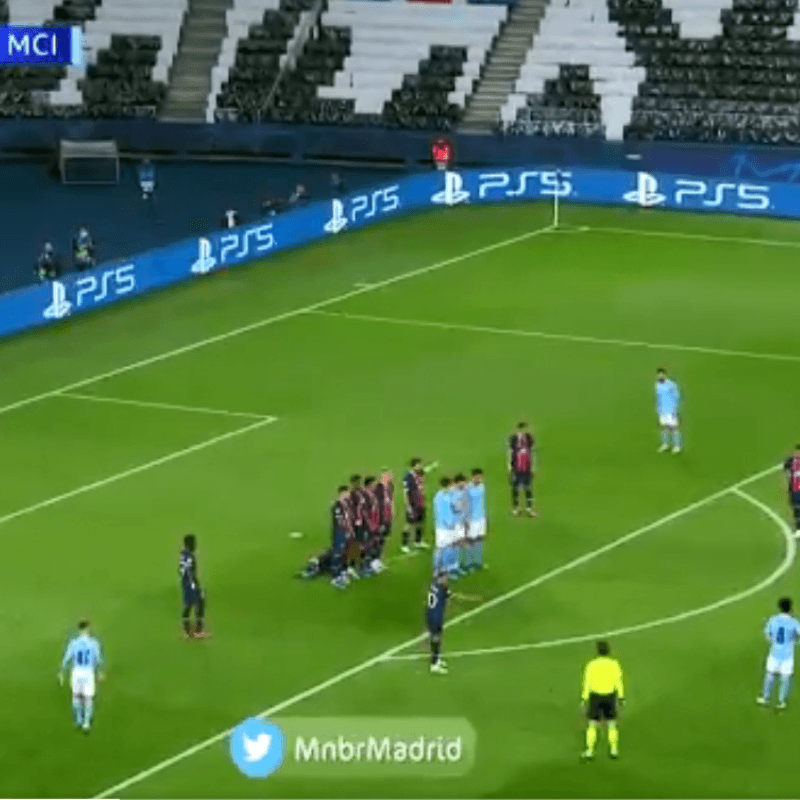 Mitad de Mahrez y mitad de la barrera del PSG: así fue el 2-1 del City