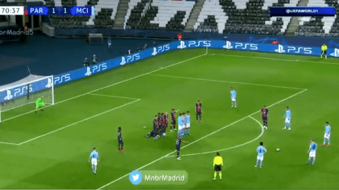 Mitad de Mahrez y mitad de la barrera del PSG: así fue el 2-1 del City