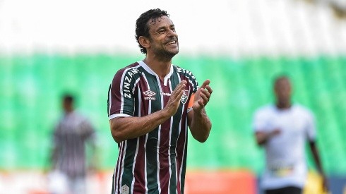 Fred marcou o gol que vai dando a vitória ao Fluminense (Foto: Thiago Ribeiro/AGIF)