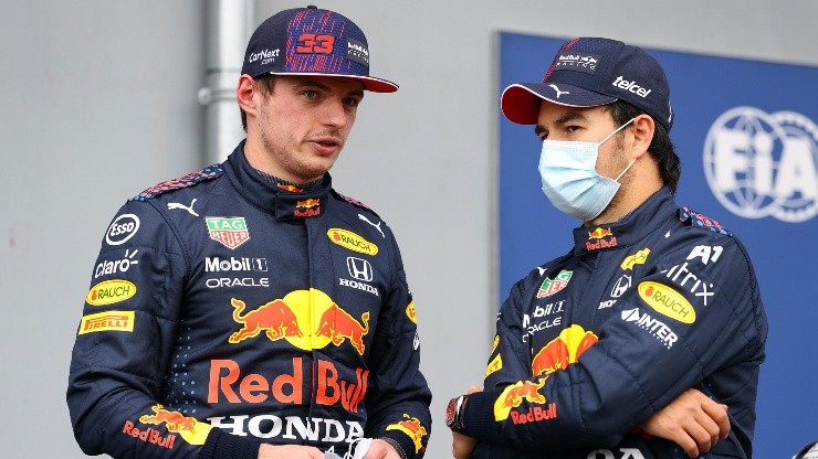 Checo Pérez y Max Verstappen, compañeros en Red Bull.