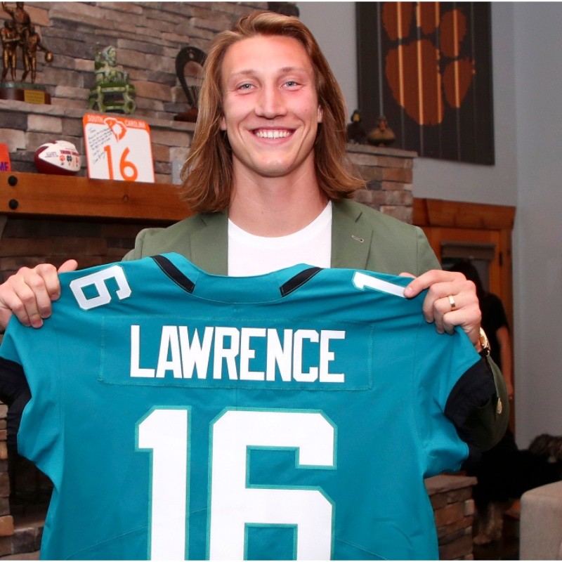 Trevor Lawrence alcanza récord en la NFL sin haber debutado