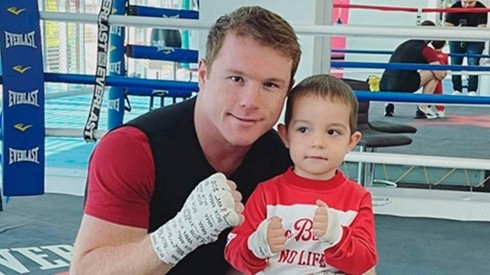 El pequeño hijo de Canelo Álvarez también quiere ser boxeador