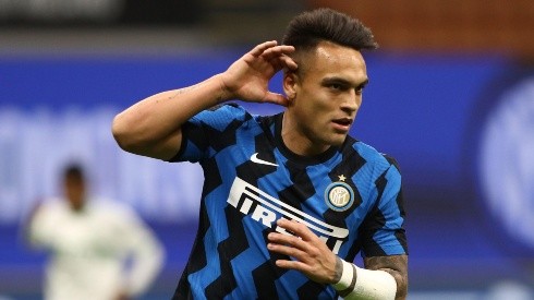 Atacante esteve no elenco da Inter de Milão que conquistou o Campeonato Italiano (Foto: Getty Images)