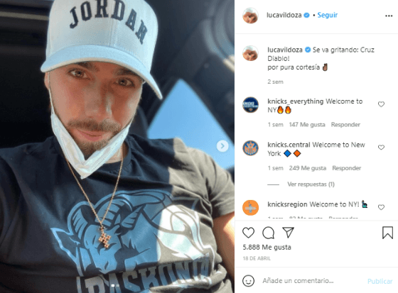 Lucas Vildoza con gorra de Jordan 