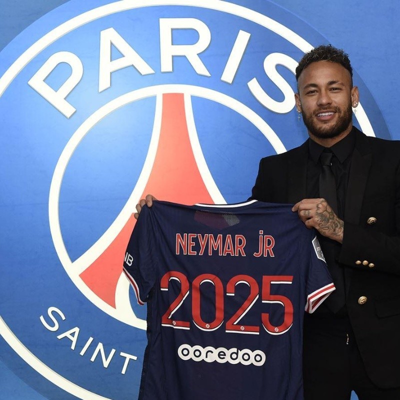 Oficial: Neymar renovó con Paris Saint-Germain hasta 2025