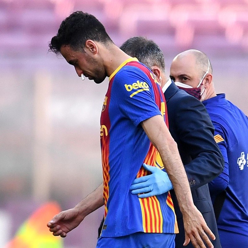 Durísimo: Busquets fue trasladado a un hospital por una conmoción cerebral