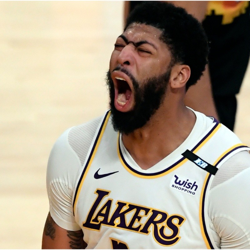 Anthony Davis aplasta a los Suns, acecha a Jordan e iguala a Shaquille O'Neal