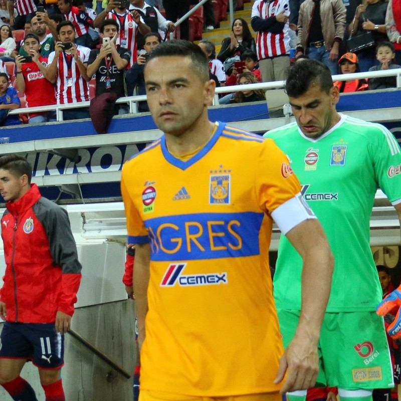 Juninho pidió ser el entrenador de Tigres