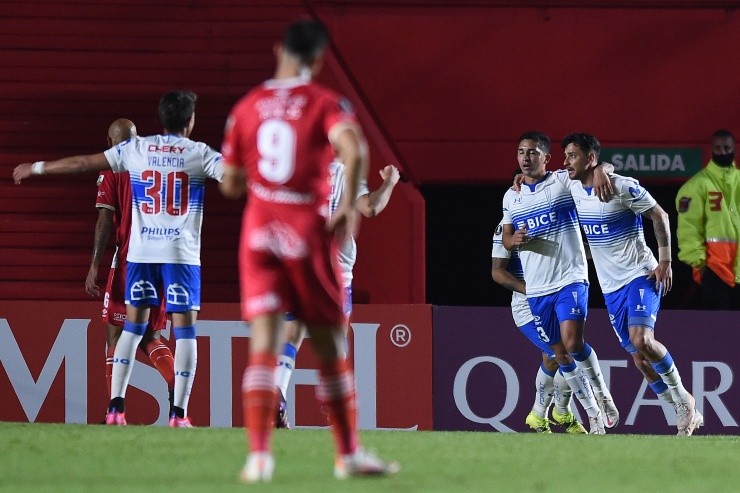 Universidad Católica vence a Argentinos Juniors