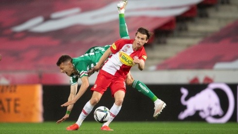 Brenden Aaronson en RB Salzburg ante Rapid Viena