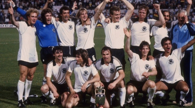 Germany celebrate after winning the final of the European nations cup in 1980. (Getty)
