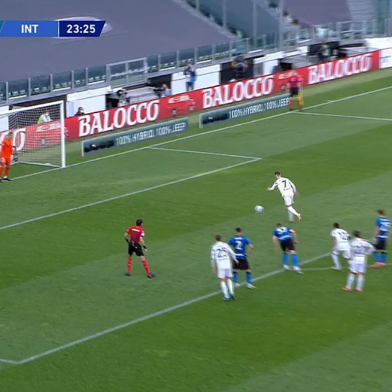 Video: ni errando un penal deja de hacer goles Cristiano Ronaldo