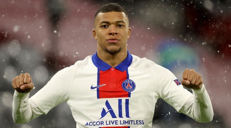 Kylian Mbappe of Paris Saint-Germain celebrates. (Getty)