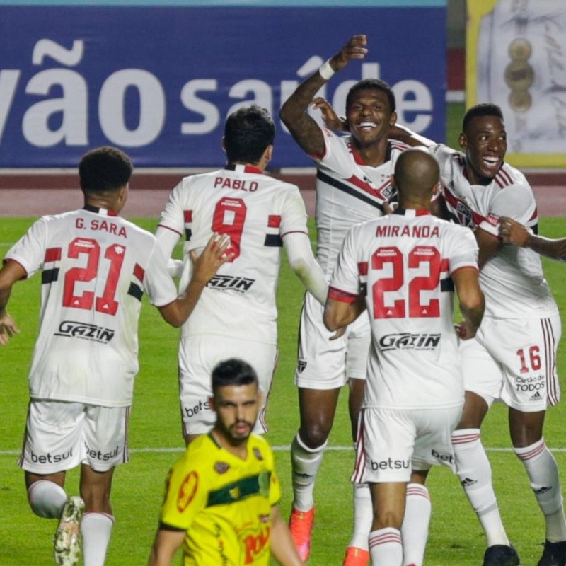 São Paulo goleia o Mirassol por 4 x 0 e chega na final do Campeonato Paulista