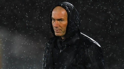 Zinedine Zidane durante un encuentro con Real Madrid.