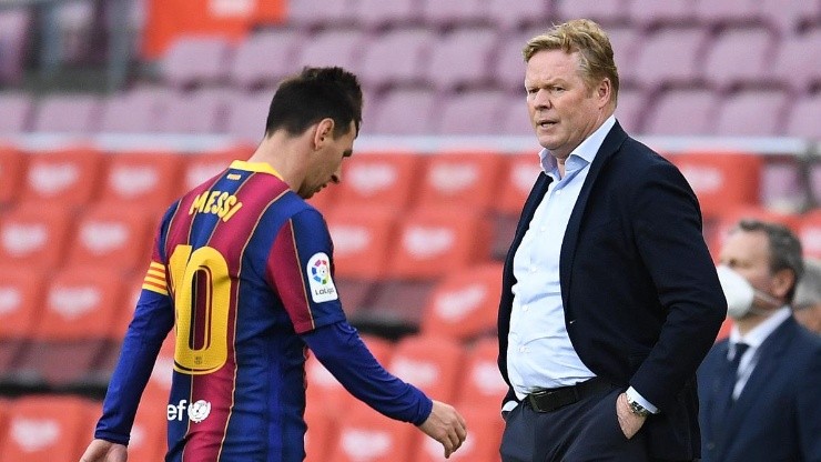 Leo Messi y Ronald Koeman durante un encuentro con Barcelona.