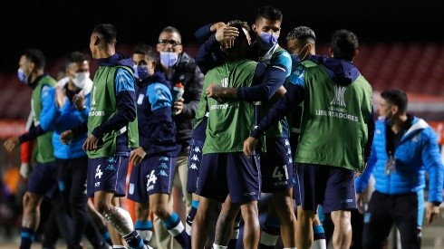 Arias, Mena y Díaz en octavos de final de la Copa Libertadores con Racing Club. (Foto: Getty Images)