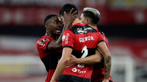 Flamengo le da una pequeña esperanza de clasificación a Unión La Calera