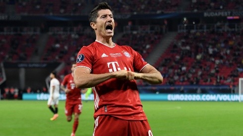 Robert Lewandowski buscará esta última jornada superar el récord de goles de Gerd Müller en Bundesliga (Fuente: Getty Images)